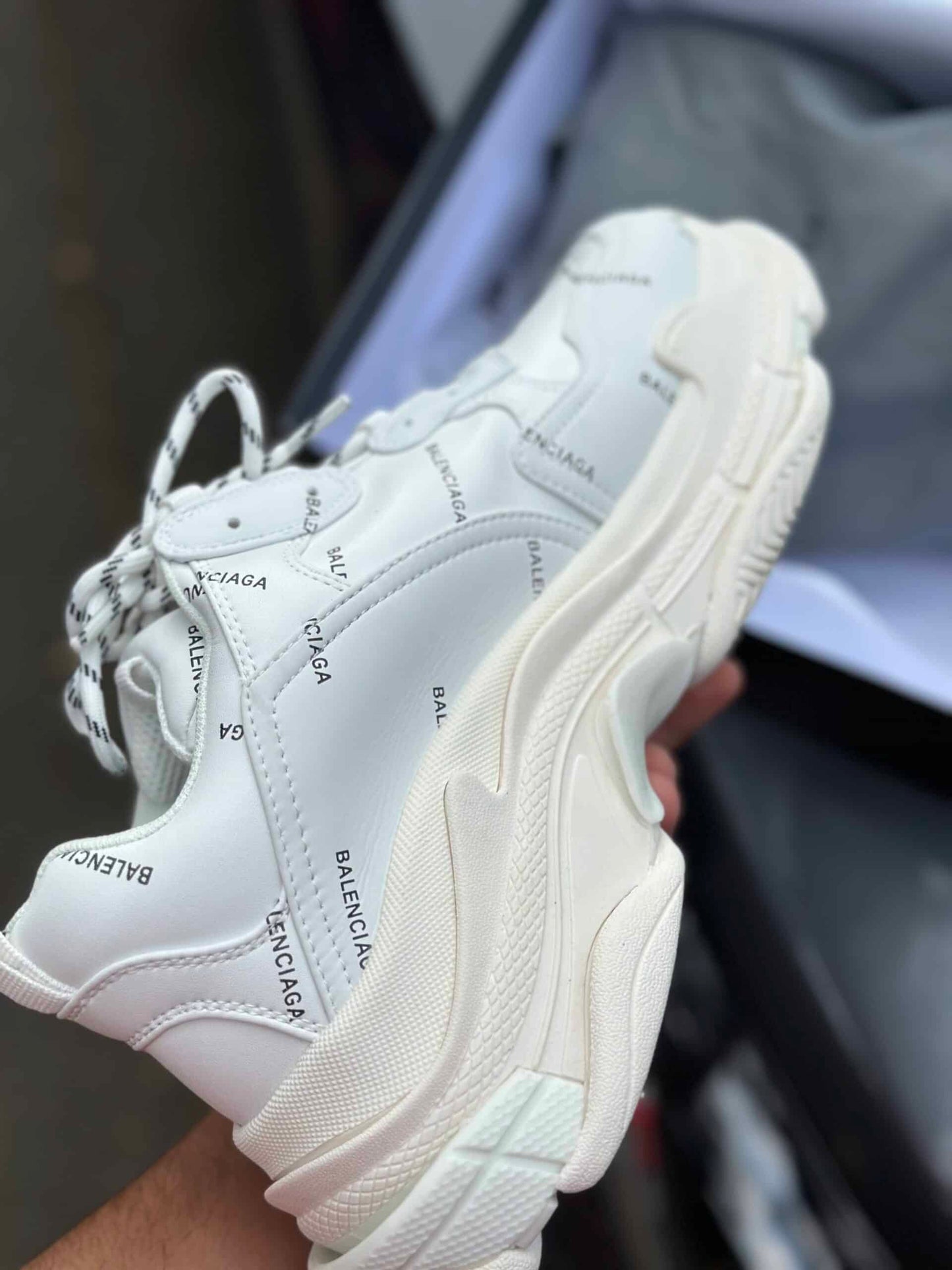 Balenciaga Triple S (diseñador)
