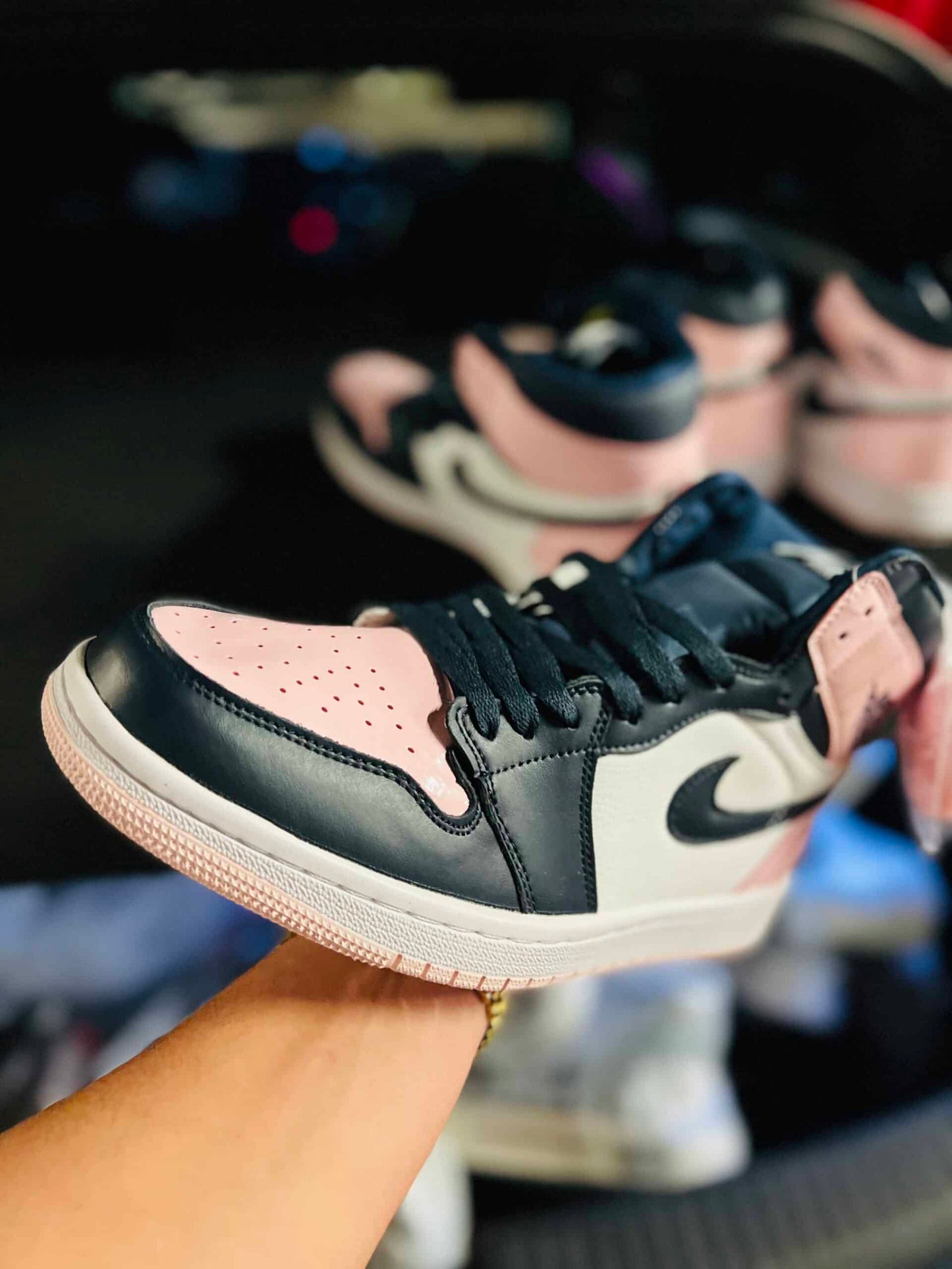 Jordan 1 Bubble Gum