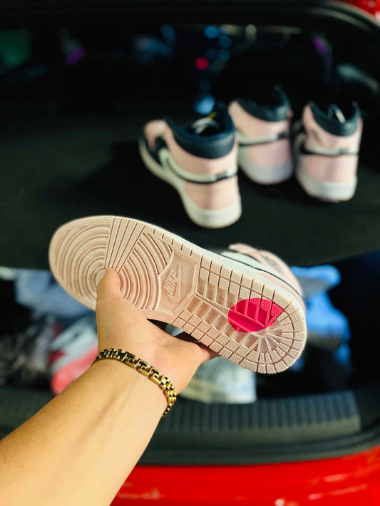 Jordan 1 Bubble Gum