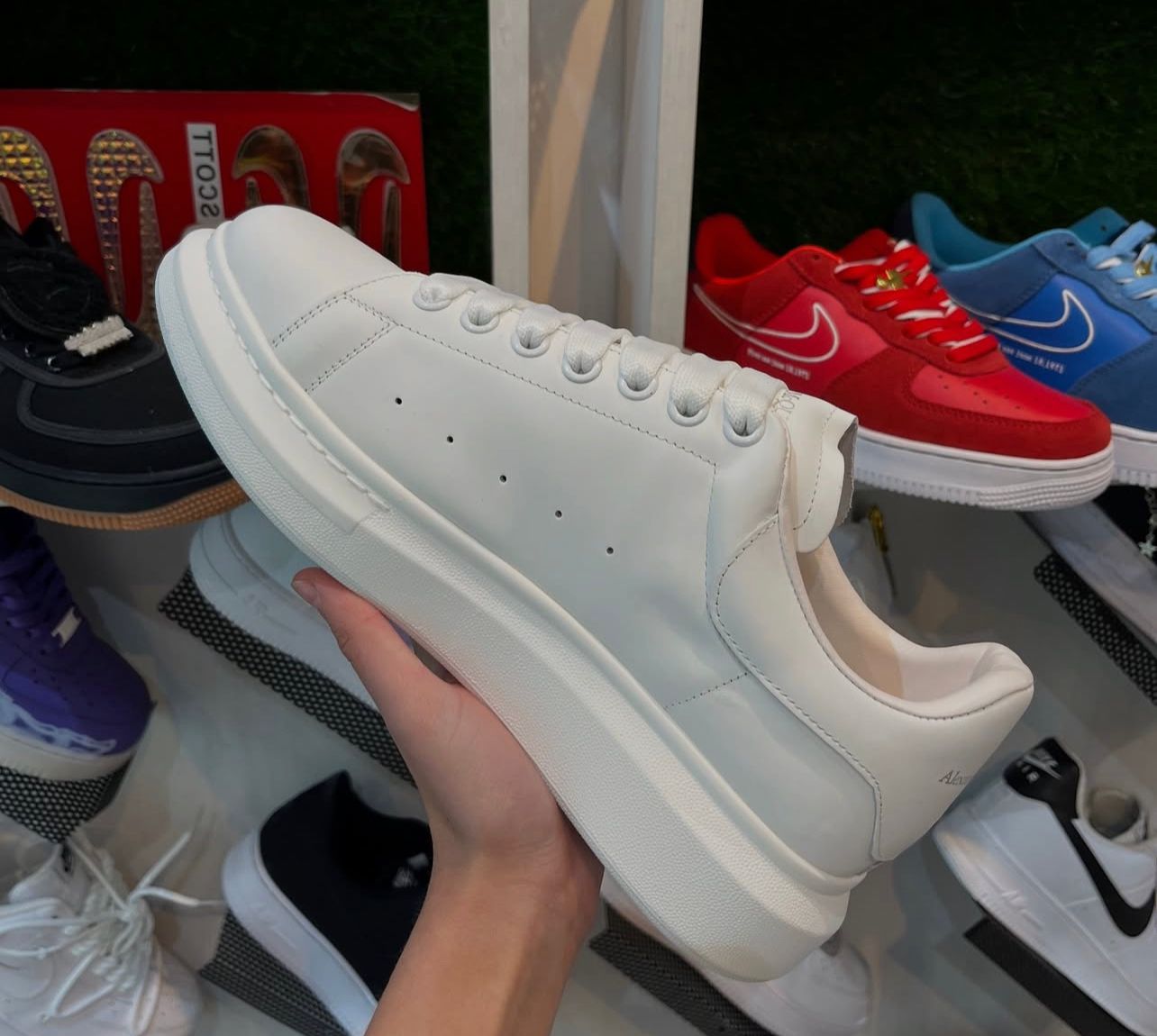 Alexander McQueen 1