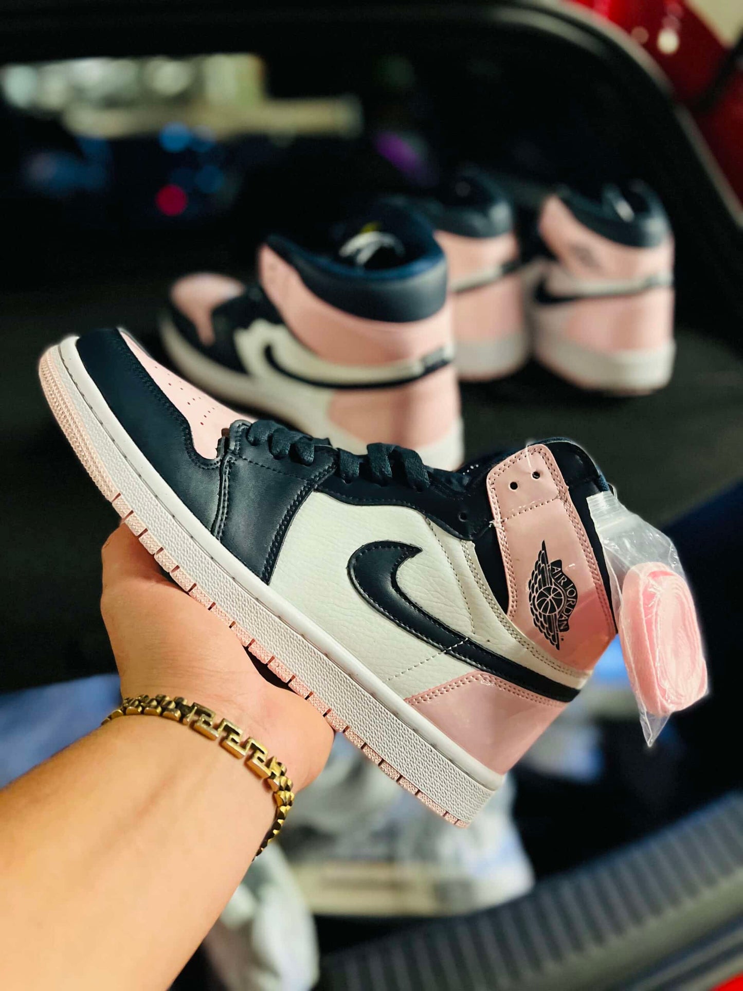 Jordan 1 Bubble Gum