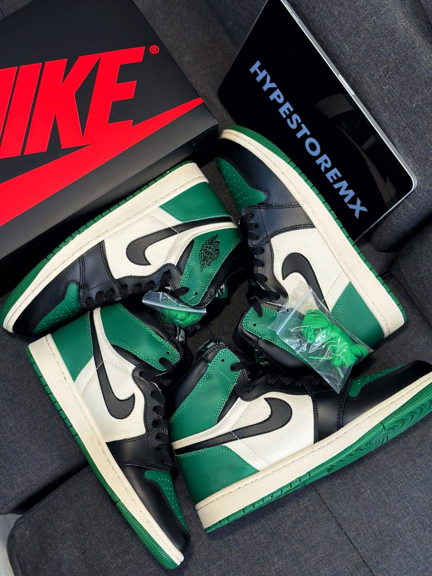 Jordan 1 Pine Green
