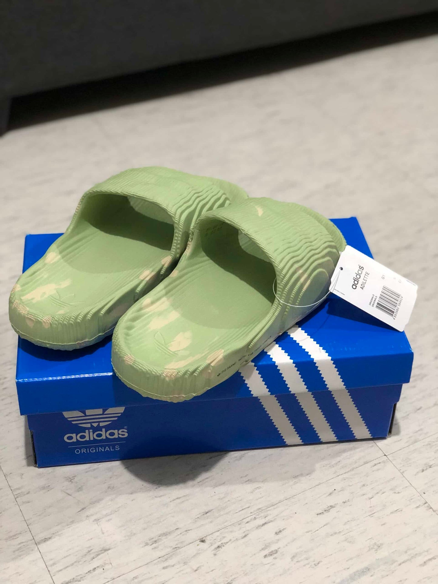 Adilette