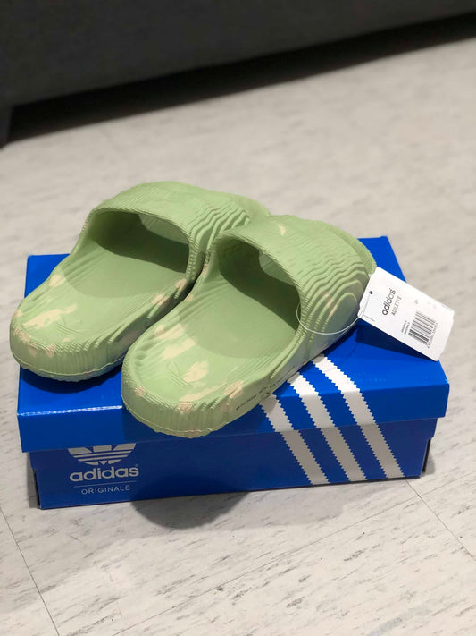 Adilette