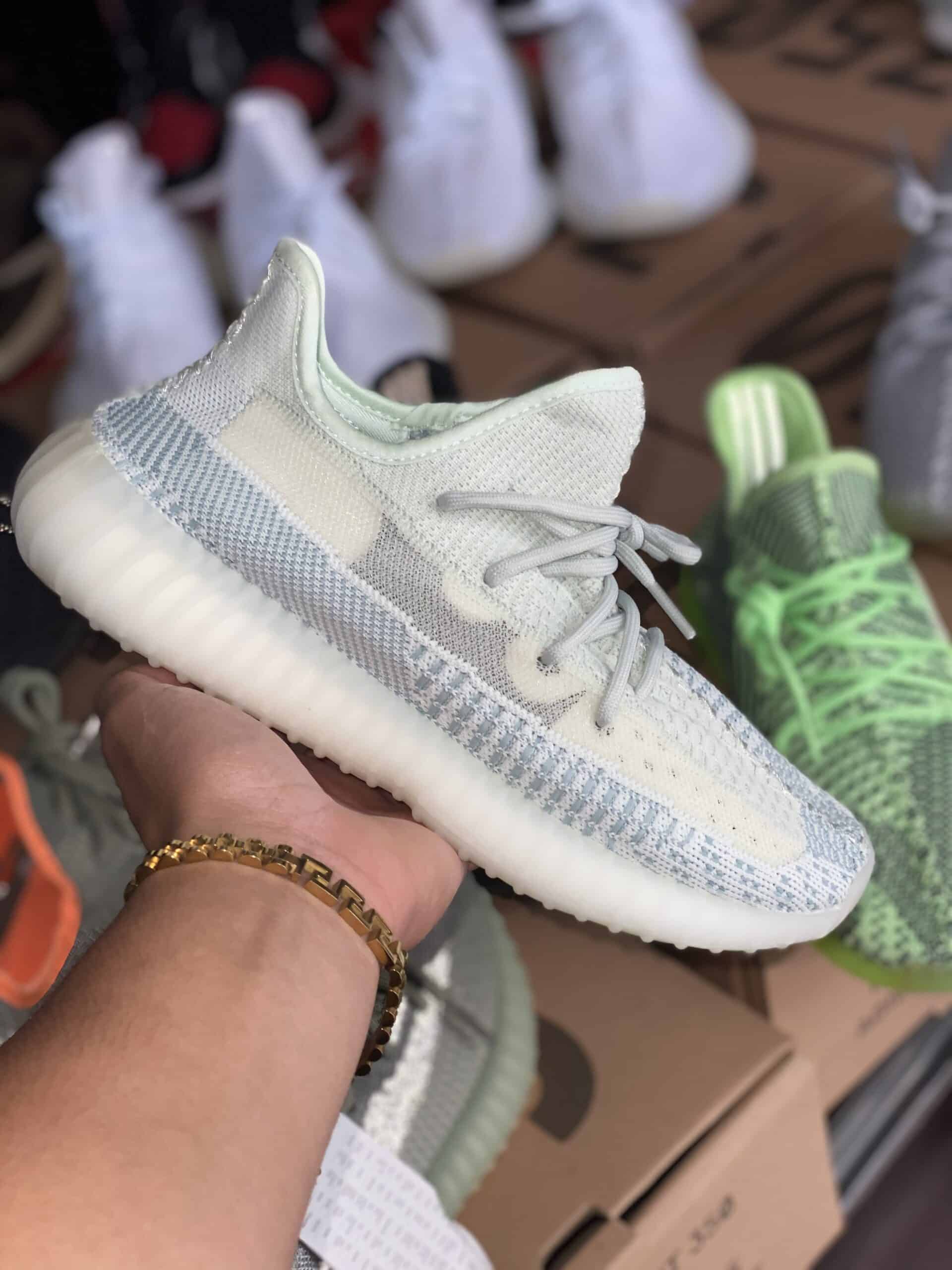 Yeezy Cloudwhite