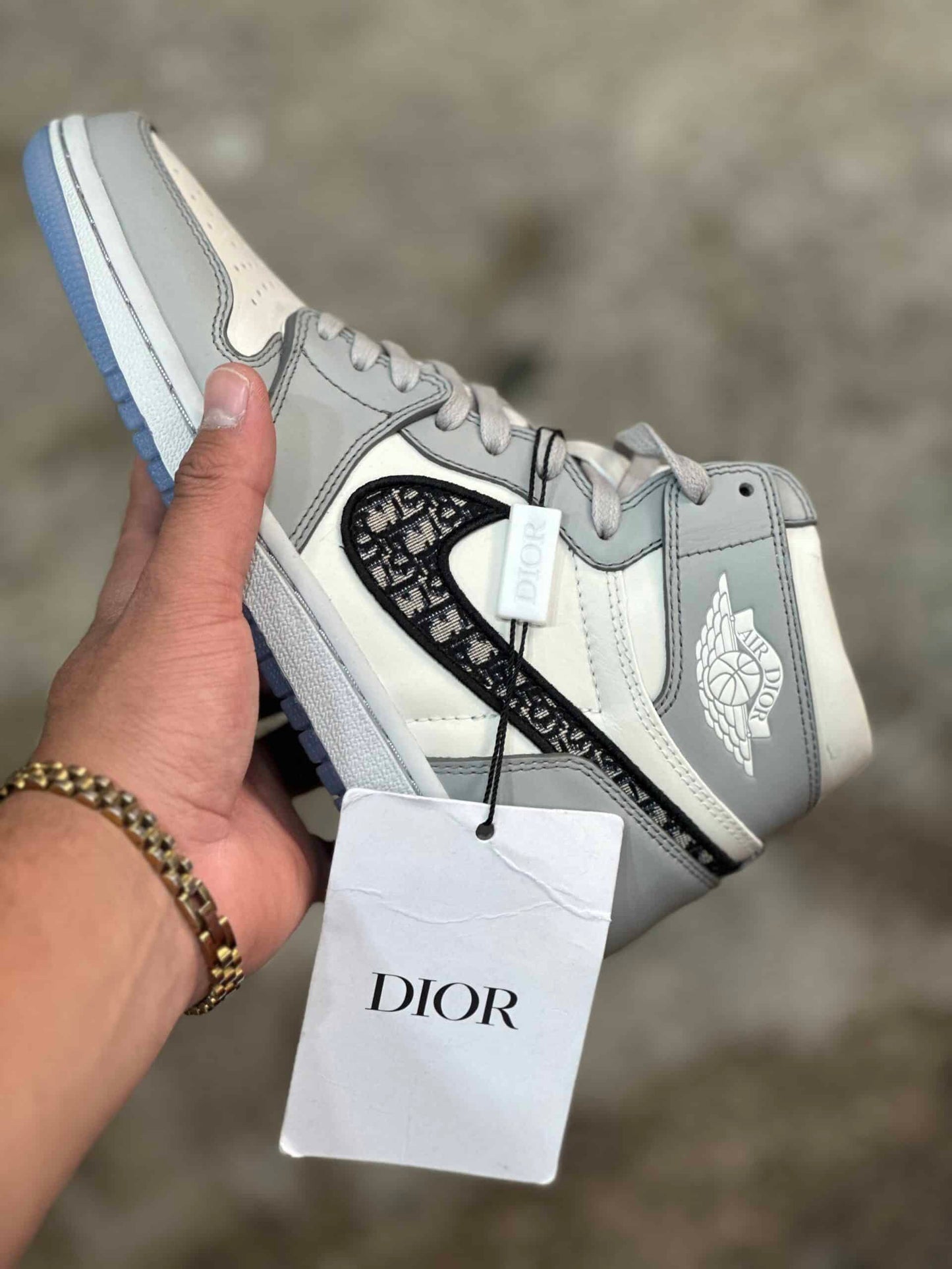 AIR DIOR