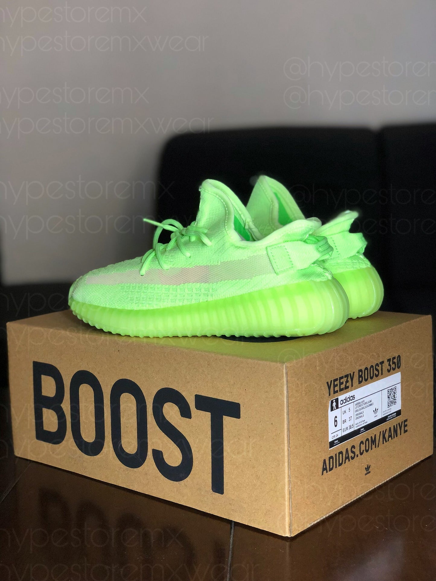 Yeezy 350 Glow