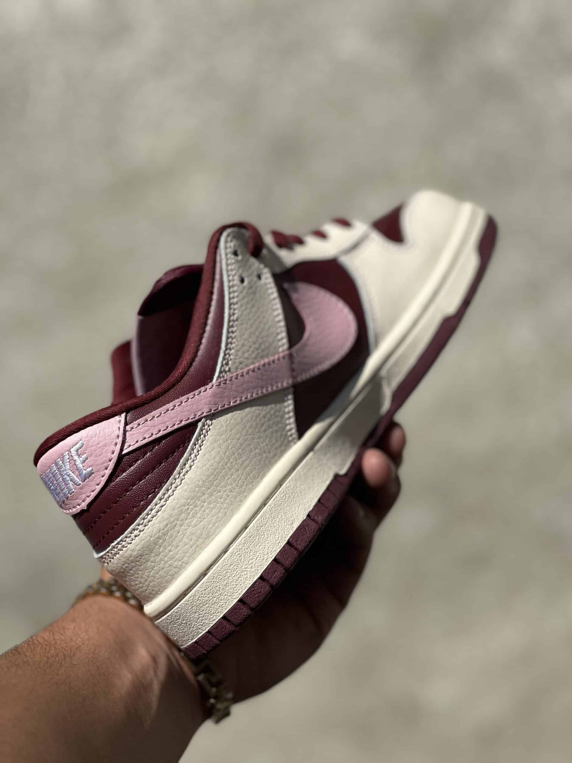 Nike Dunk Low Valentine Day