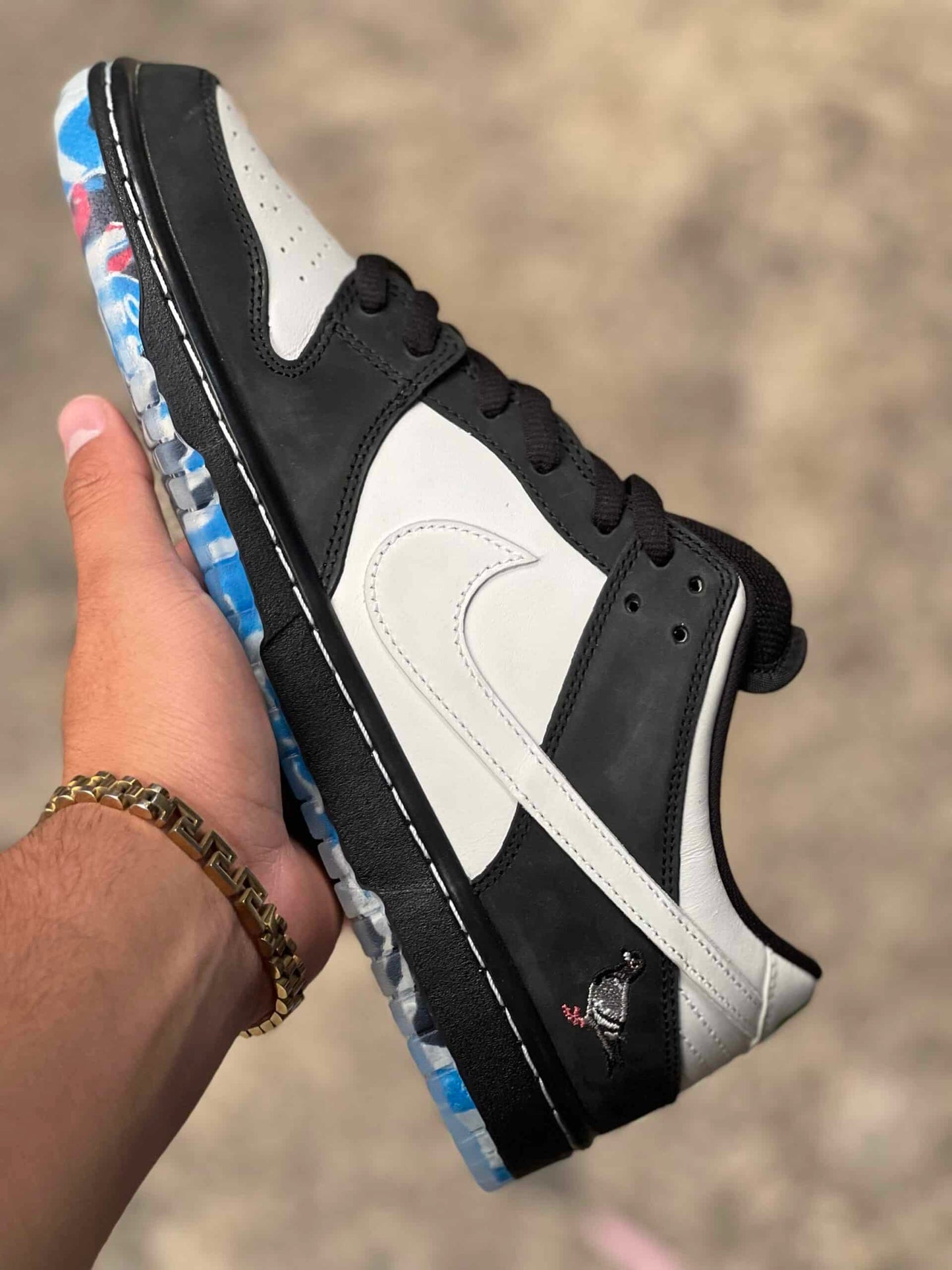 Dunk Pigeon