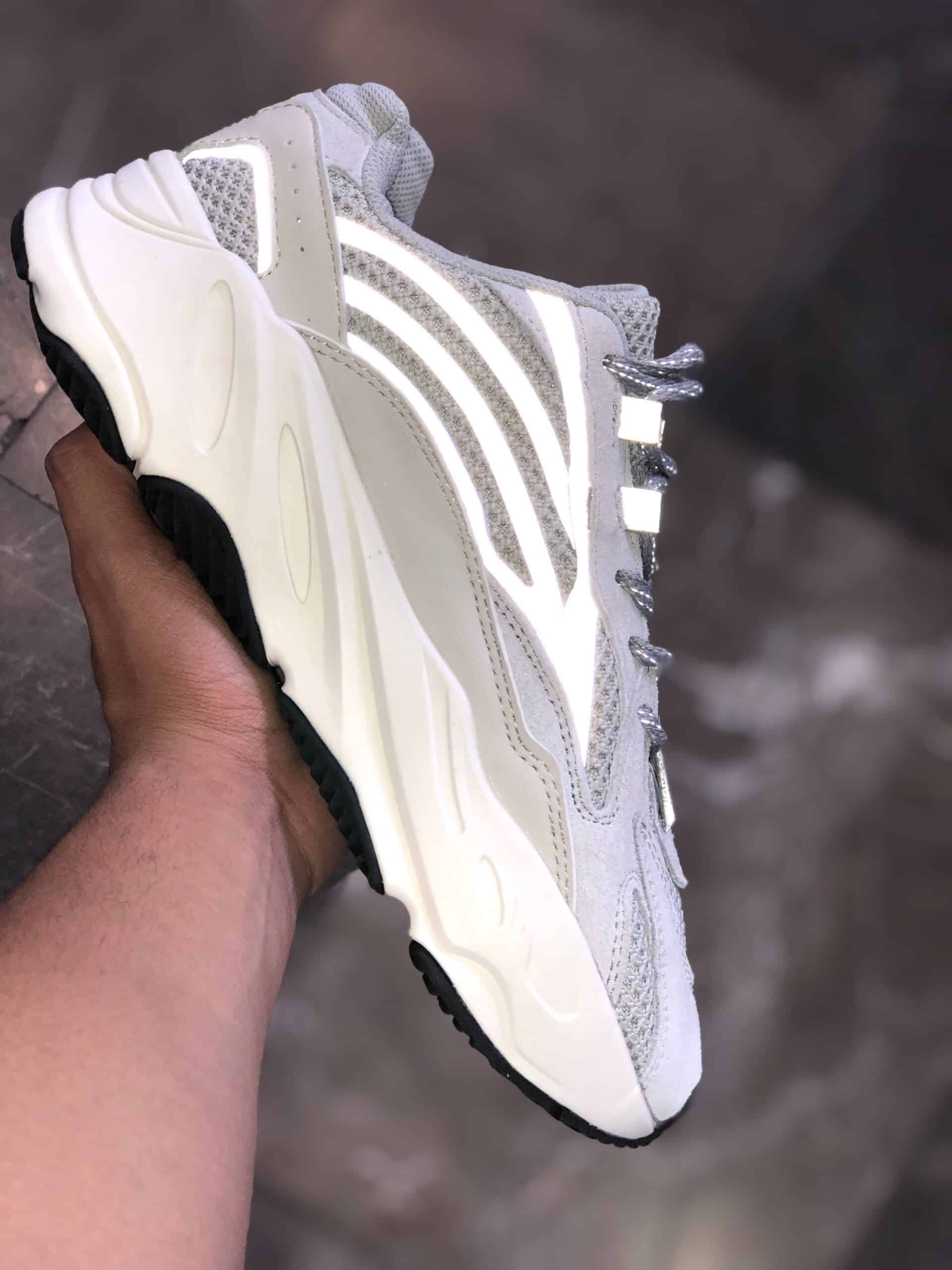 Yeezy 700 static