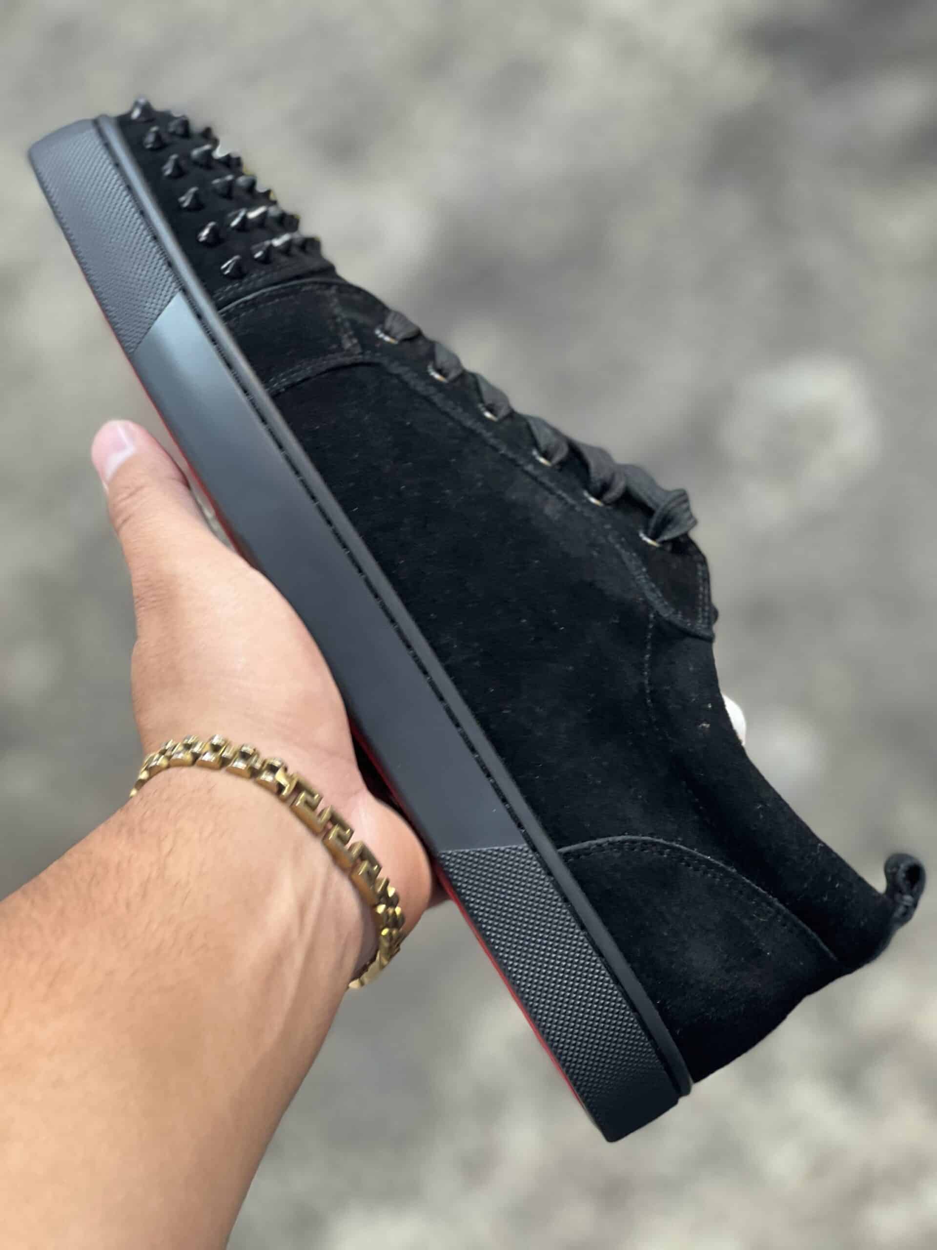 Louboutin (suela roja) (diseñador)